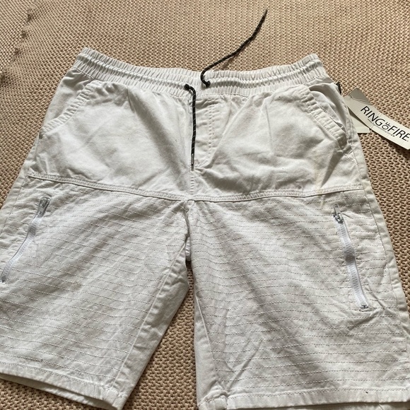 Men’s Ring of Fire Pull on Shorts - Picture 2 of 7